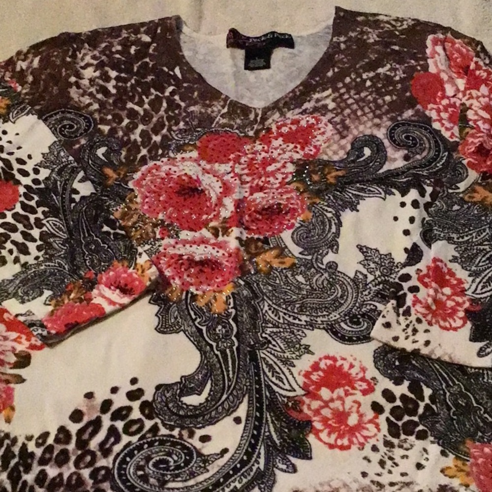 Ladies multi top